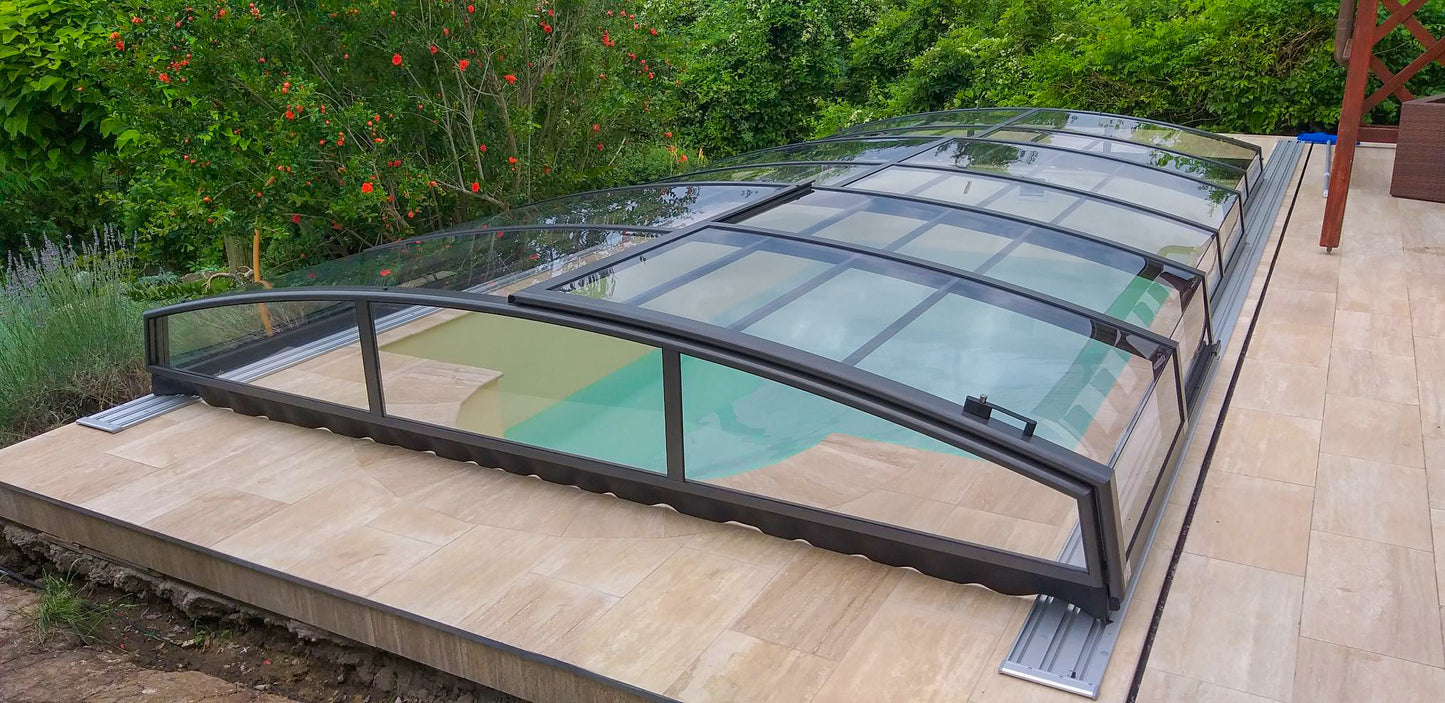 Alukov Azure Flat Angle Poolüberdachung