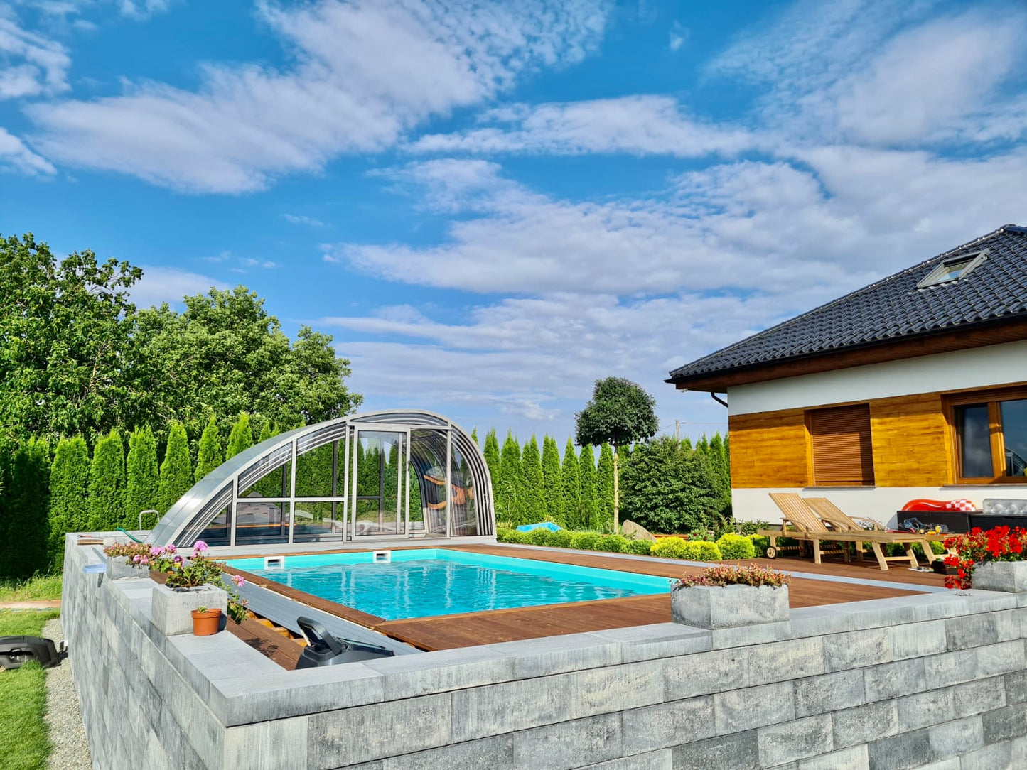 Panorama BUCOVERS Poolüberdachung - Preis auf Anfrage