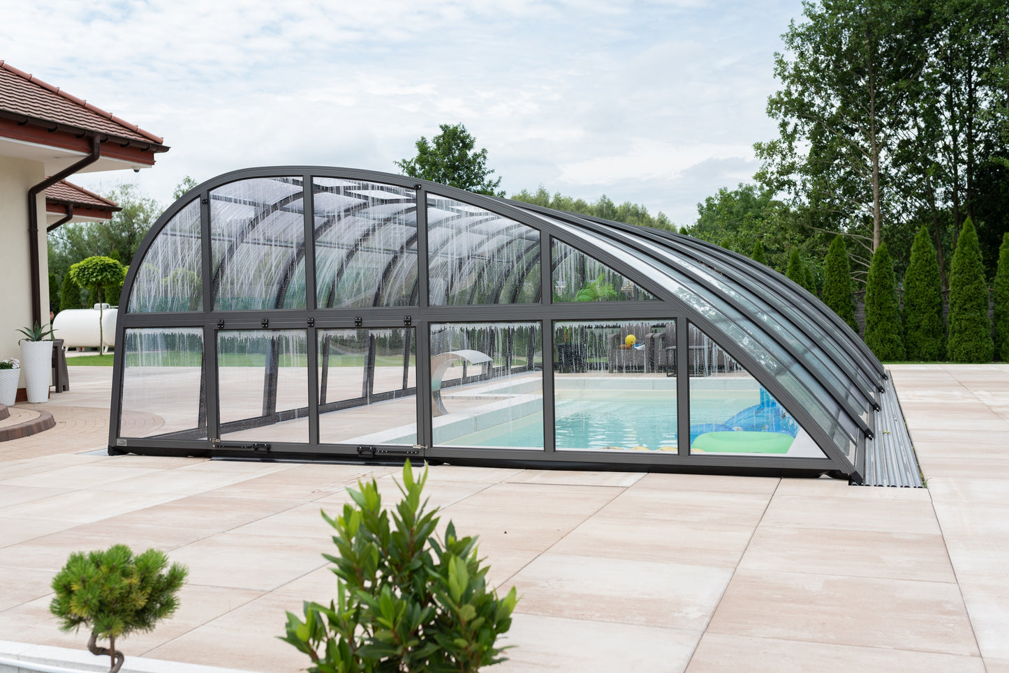 Panorama BUCOVERS Poolüberdachung - Preis auf Anfrage