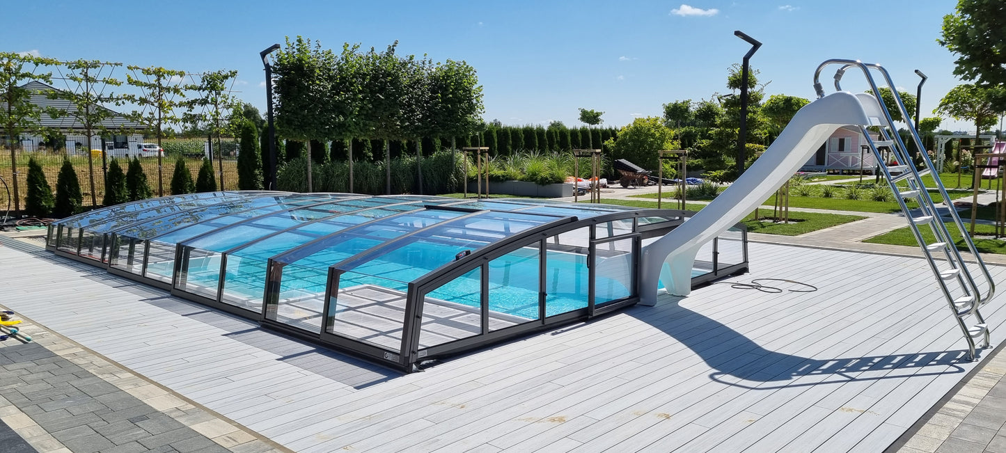 Skyline BUCOVERS Poolüberdachung - Preis auf Anfrage