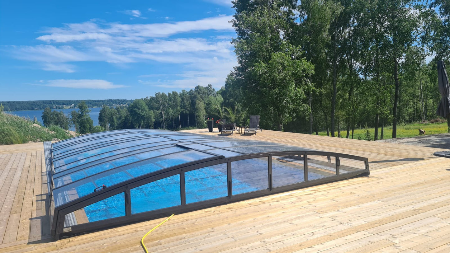 Skyline BUCOVERS Poolüberdachung - Preis auf Anfrage