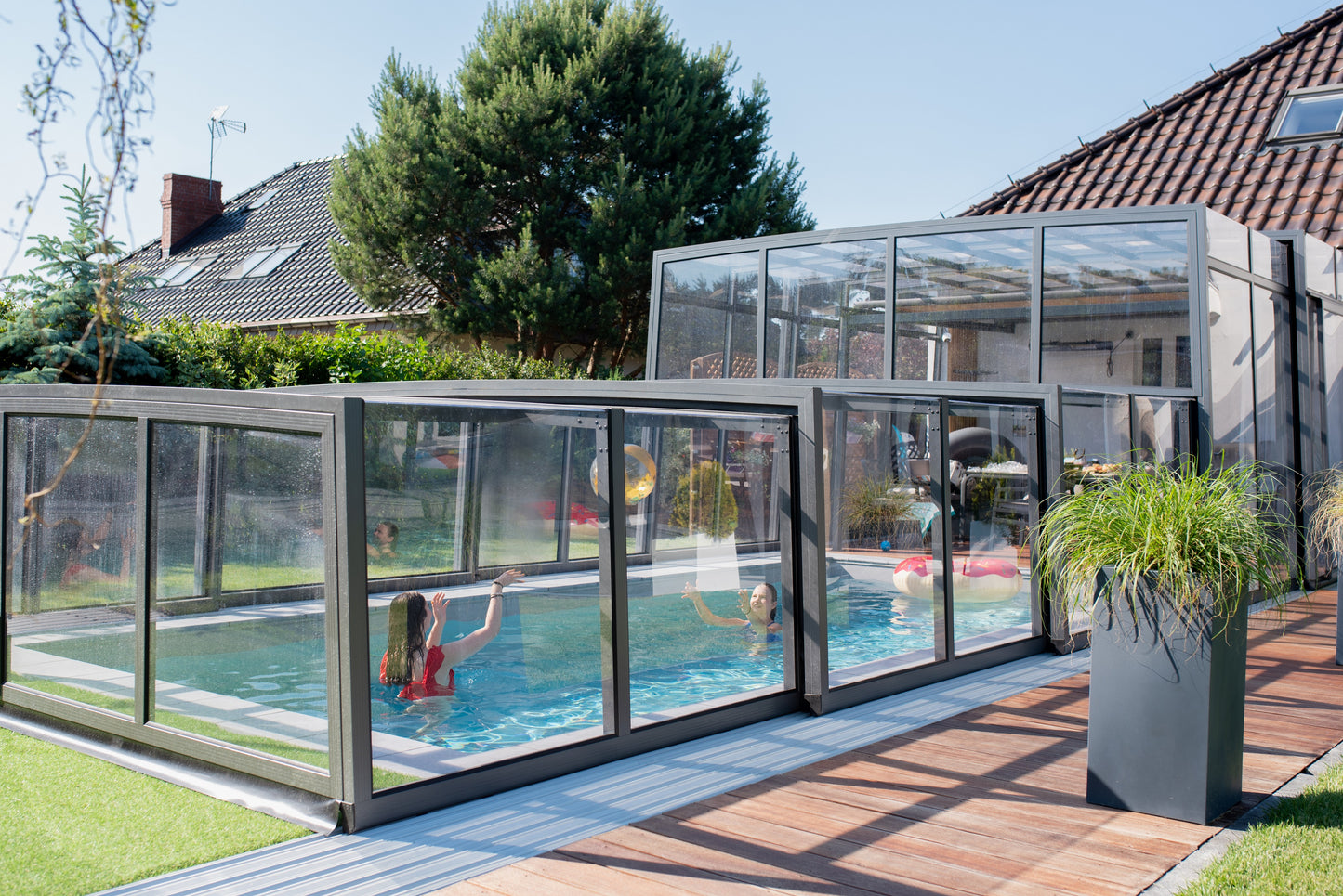 Skyline Double BUCOVERS Poolüberdachung - Preis auf Anfrage