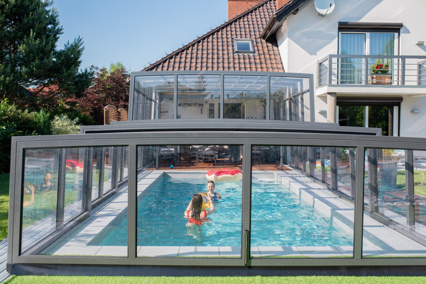 Skyline Double BUCOVERS Poolüberdachung - Preis auf Anfrage